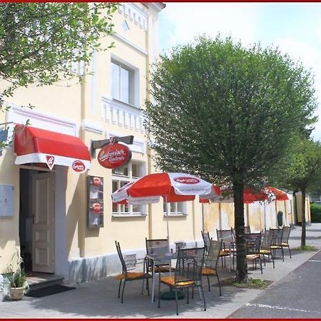 Penzion U Modrého Slona Františkovy Lázně Esterno foto